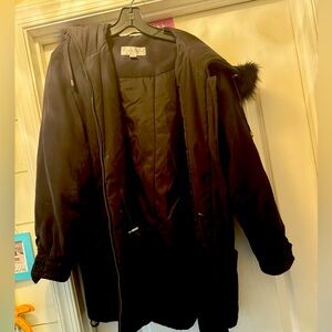 🖤Jones Wear by Jones New York🖤 Faux fur Hooded Jacket🖤Size Large🖤comfy🖤